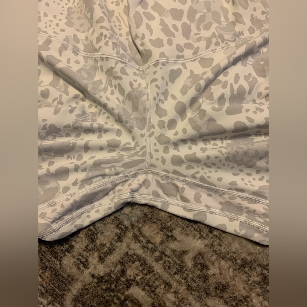 lululemon Align™ High-Rise Pant 25" size 8 - Picture 5 of 10